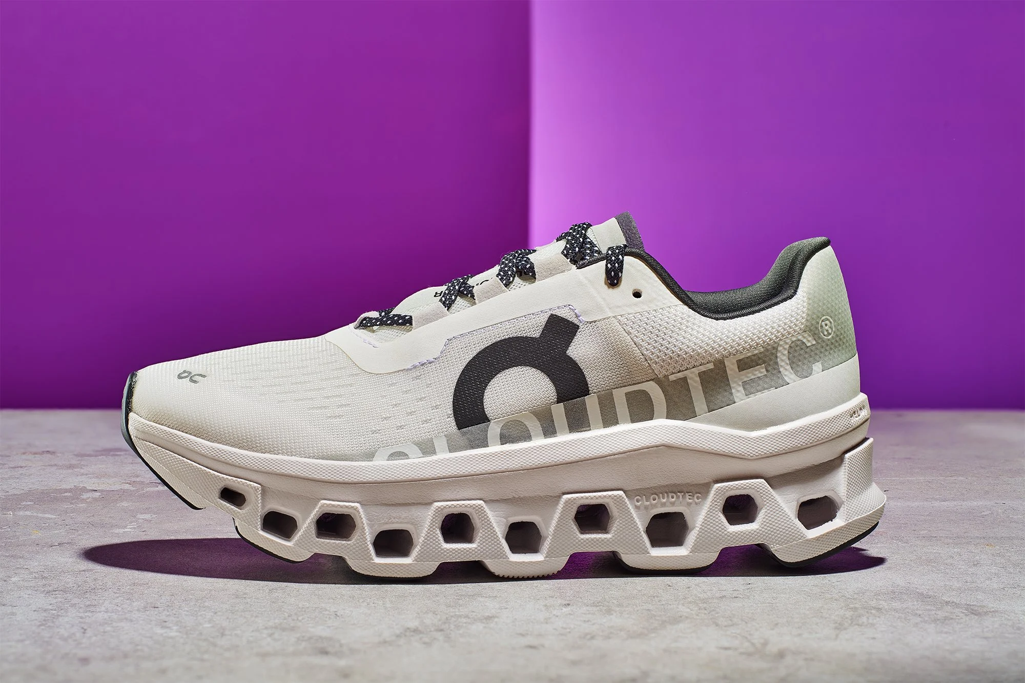 230913_A_AnnaShoeTest_Bay_0593 copy.jpg