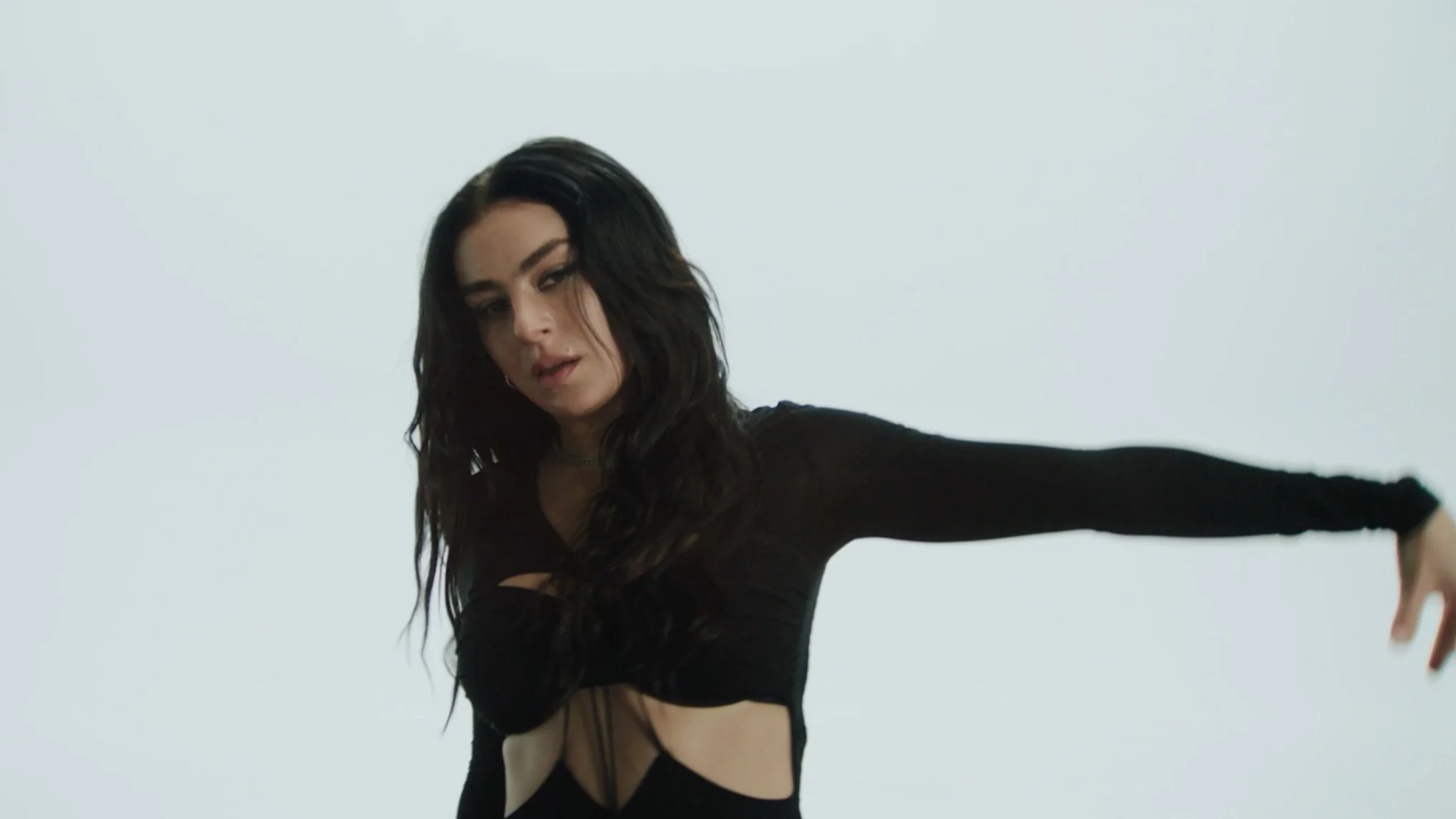 Charli XCX | baby (live)