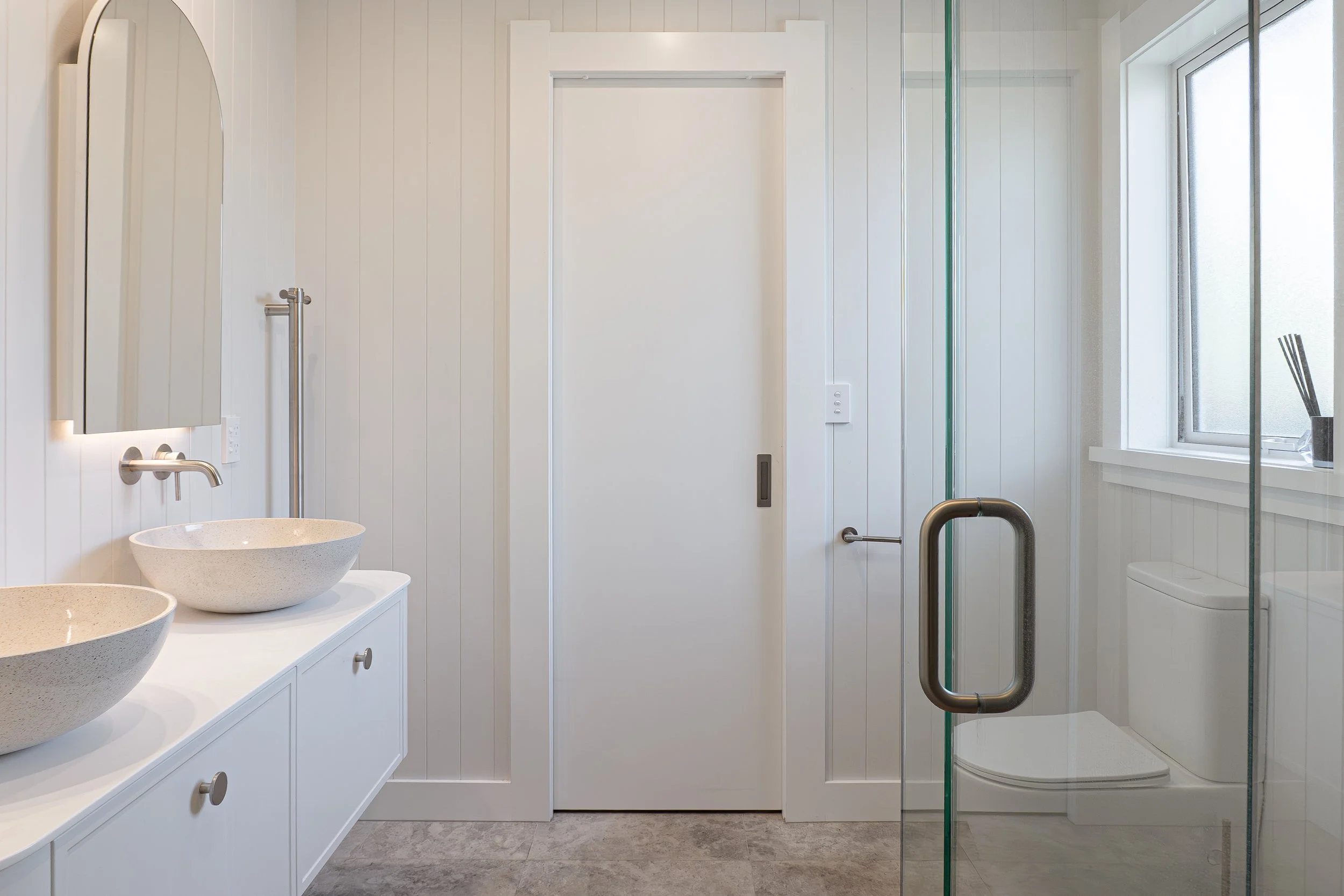 1 Old Ferry Road Ensuite-01.jpg