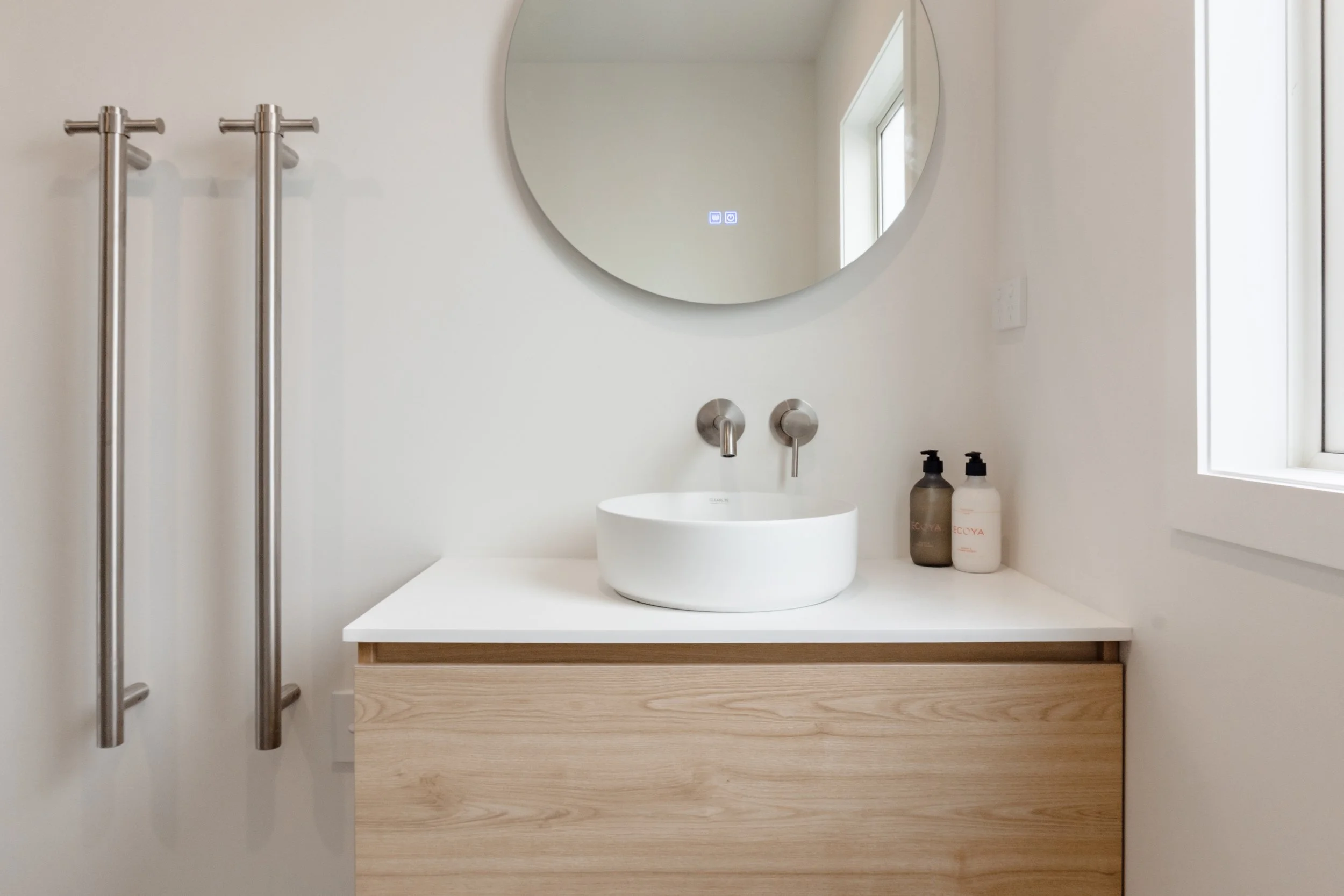 Sam + Jayden's HR - Bathrooms-8.jpg