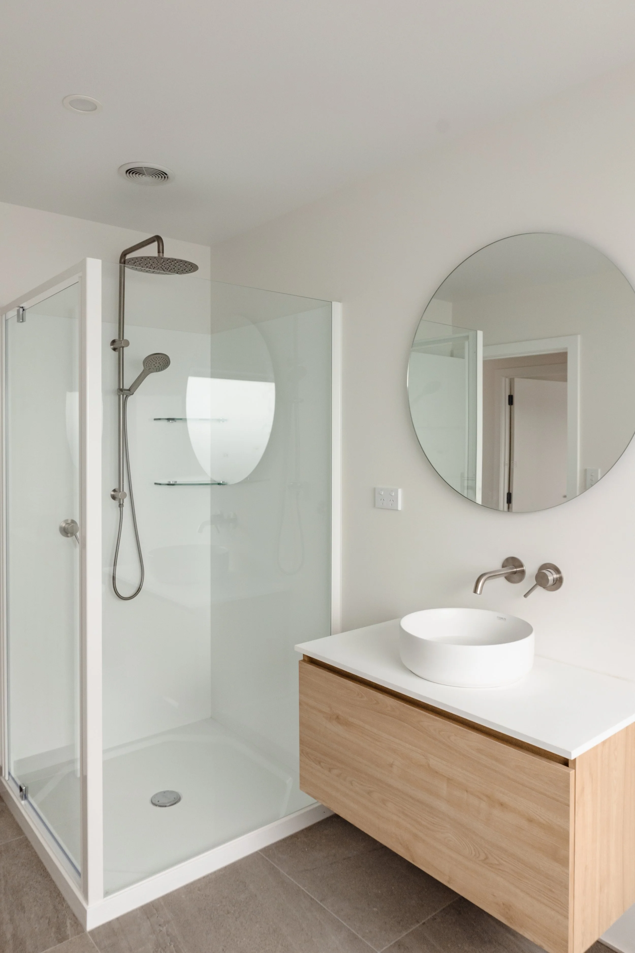 Sam + Jayden's HR - Bathrooms-16.jpg