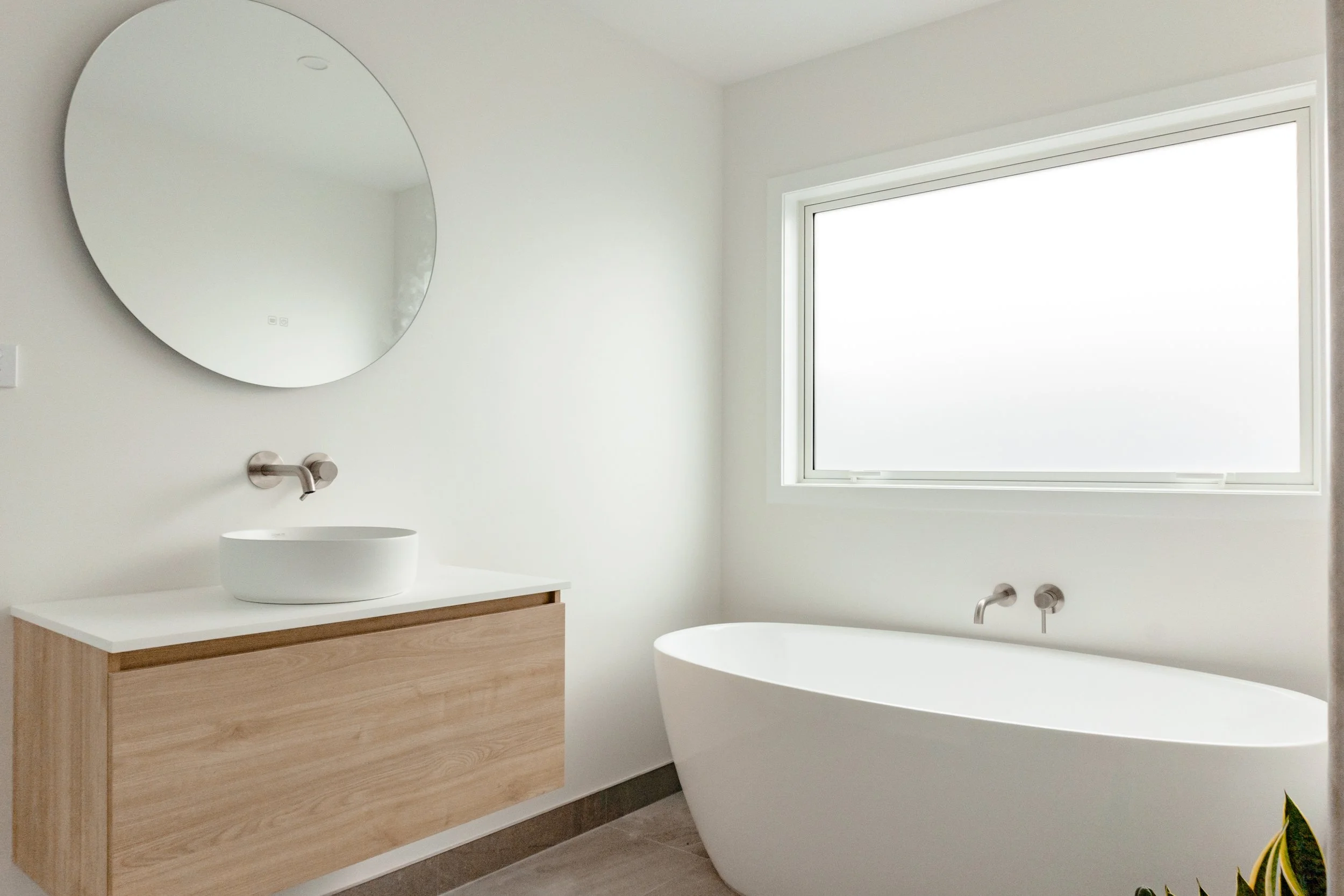 Sam + Jayden's HR - Bathrooms-15.jpg