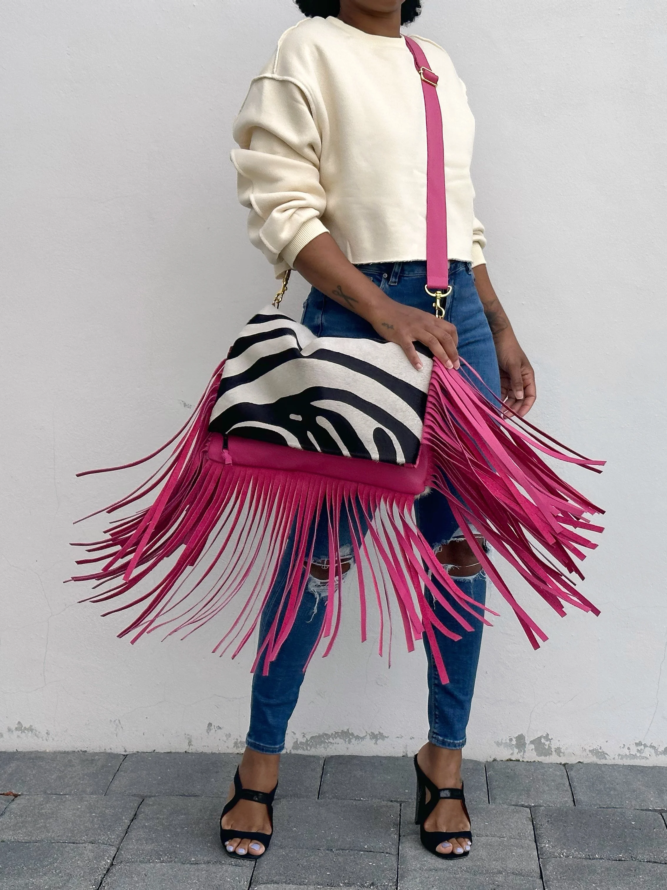 High-Waisted Jeans &amp; Cropped Sweatshirt