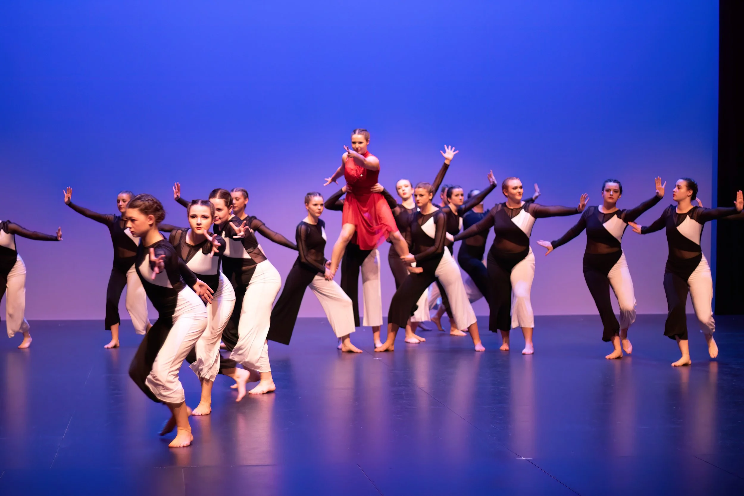 Choreographer - Jenna Douven / Studio - Creative Outlet