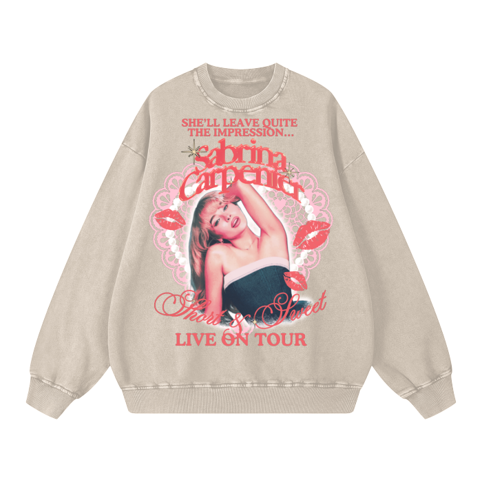 "Short & Sweet" Oversize Sweatshirt