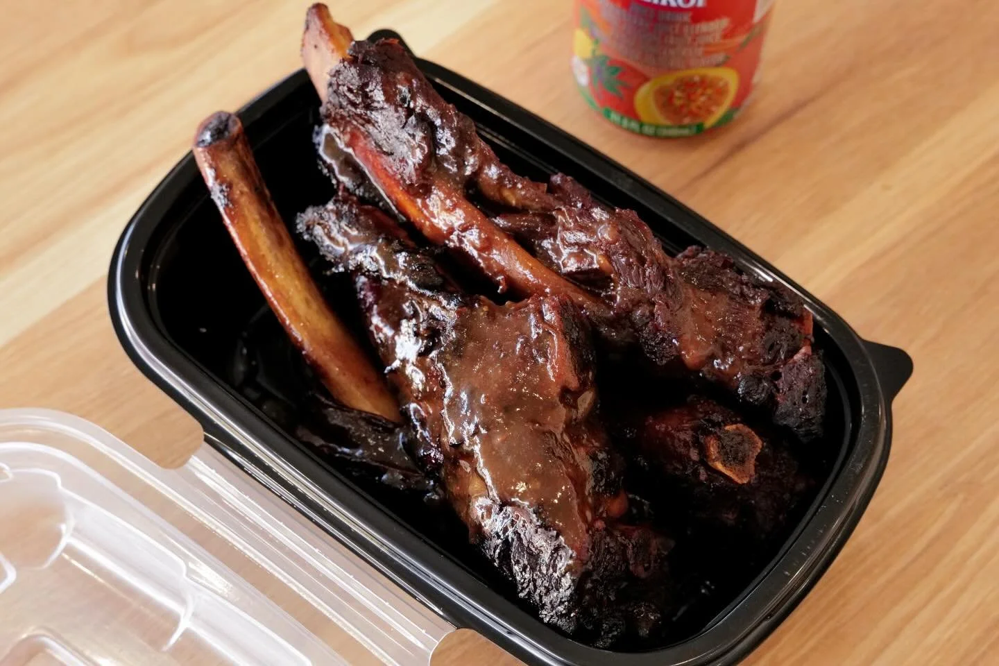 Thinking about what to do for dinner?? Dinosaur ribs are always a favorite!! 

Call in an order or dine in! Always available on Chownow and DoorDash as well. 

#alohakidsla #dinosaurribs