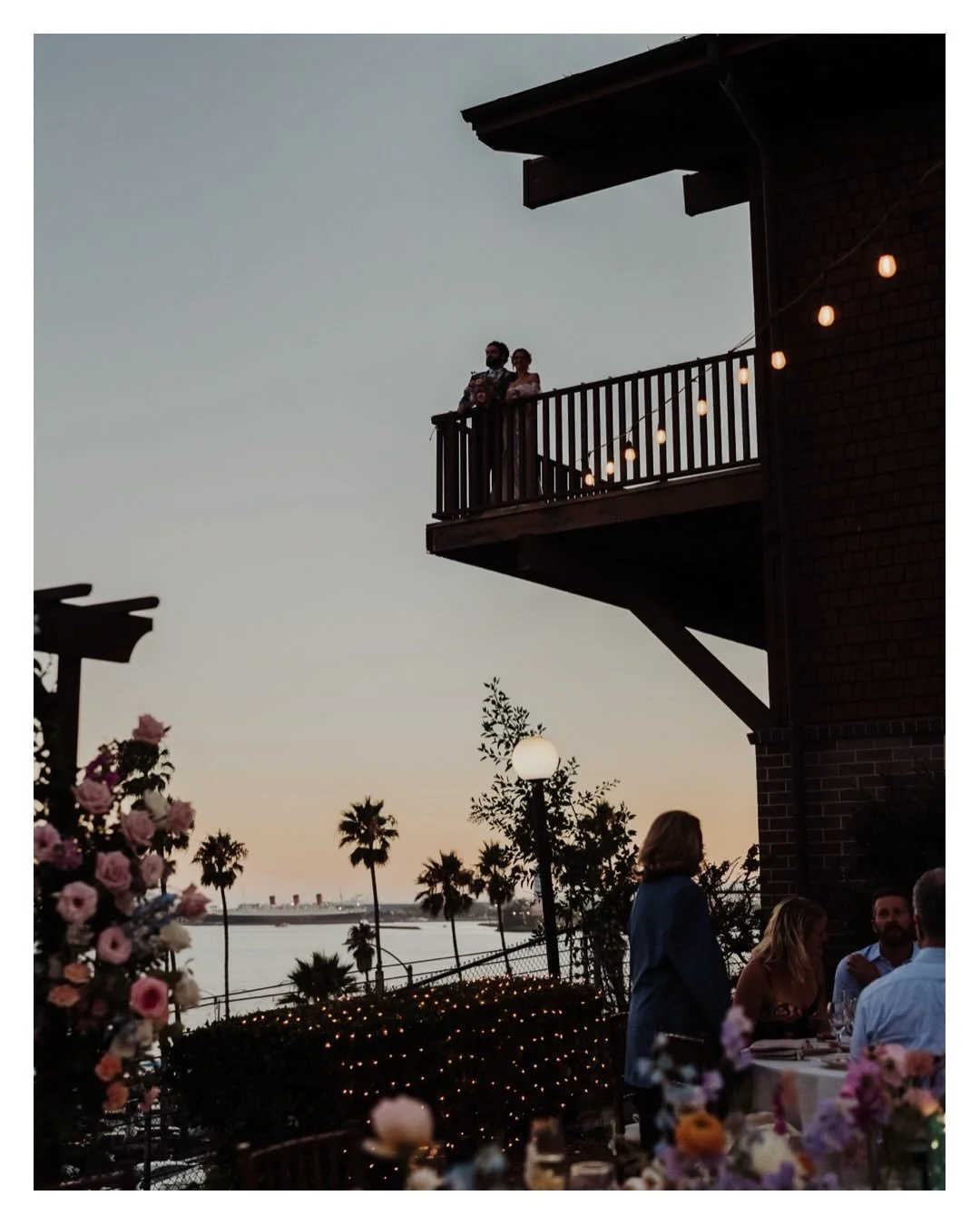 Home town vibes.
.
.
.
.
.
Second 📸: @larkandlavender #longbeach #longbeachwedding #wedding #weddingphotography #weddingphotographer