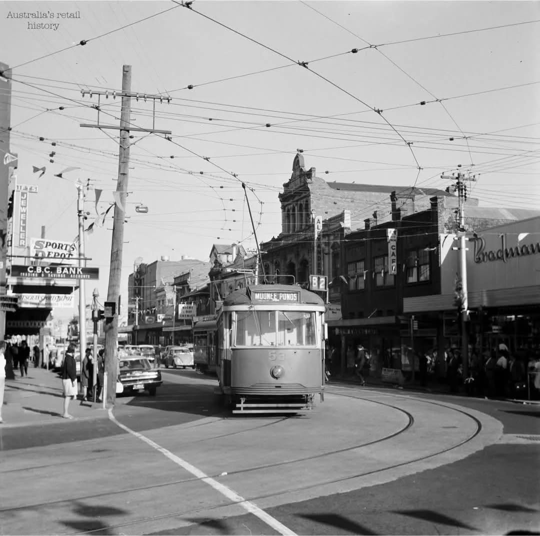 Throw Back 🤗 with all these present day photos of Leeds St x Barkly St, we thought a nostalgia shot 👣

🧠 POP QUIZ! What tram routes use to depart from the Leeds Street tram stop? 👀

📸 Unknown

#lovefootscray #Footscray #nostalgia #retro