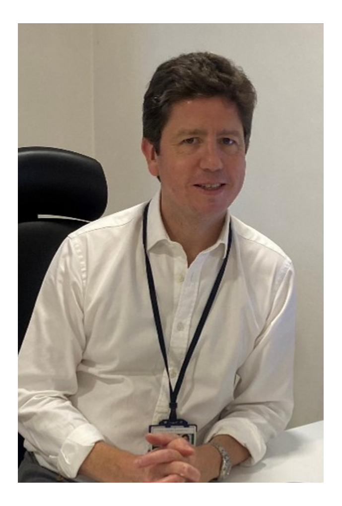 Mr Hugh Byrne, Consultant Gynaecological Surgeon