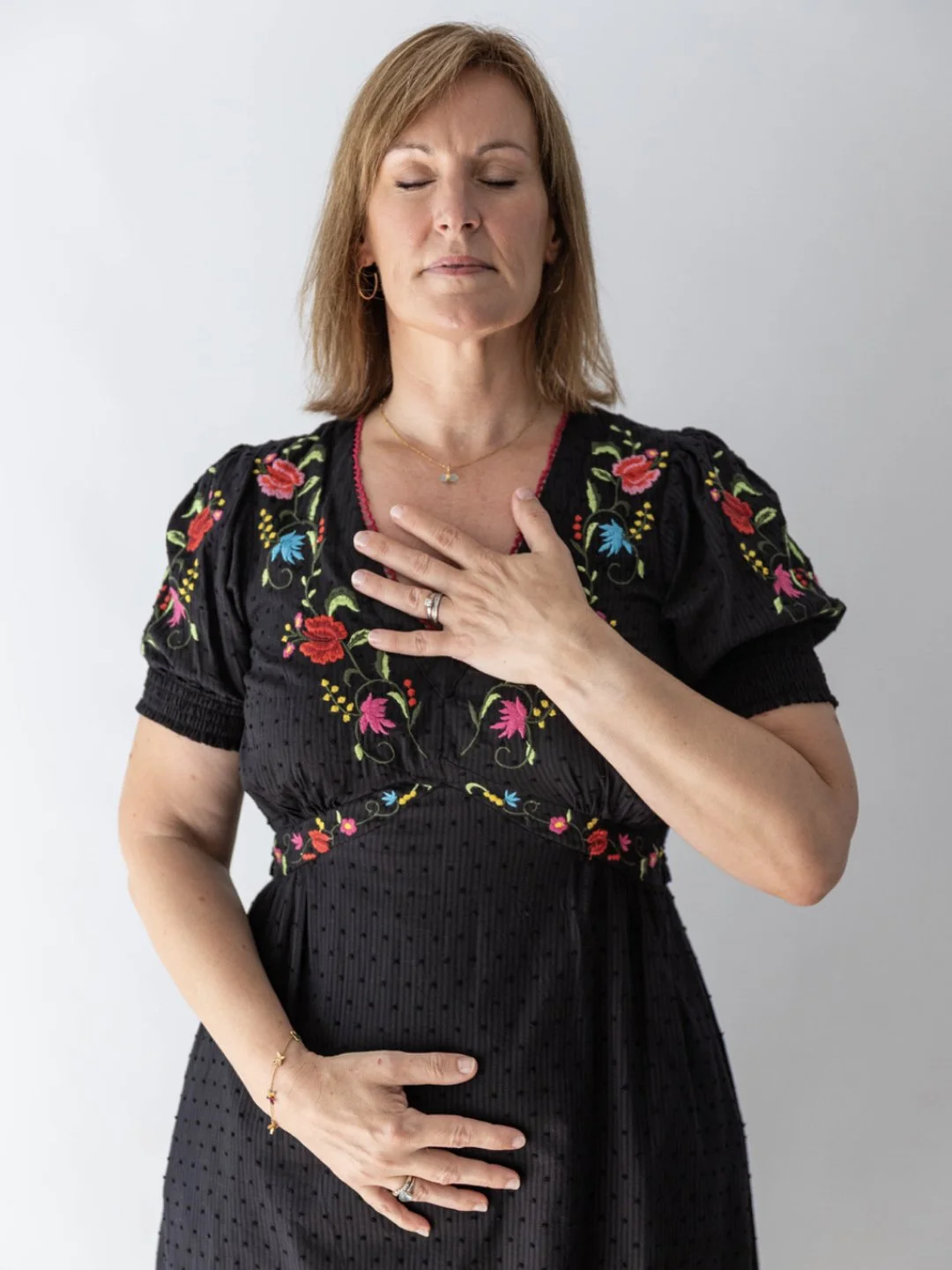Fertility Coach Carly Garrett shares ‘HELD’ with LCRH patients.