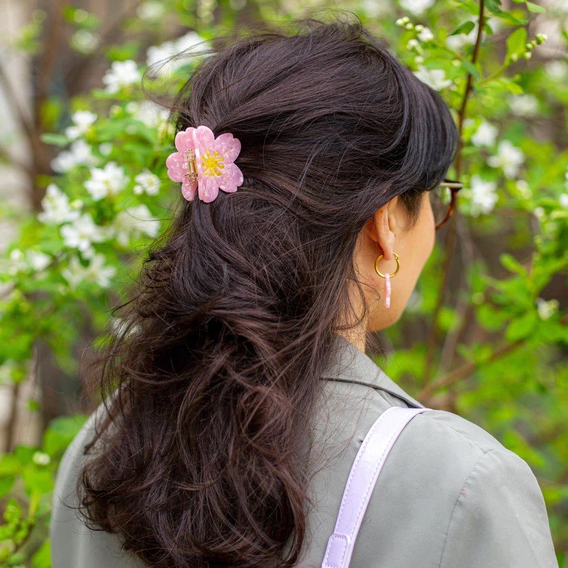 coucou suzette, hair claw, sakura, flower