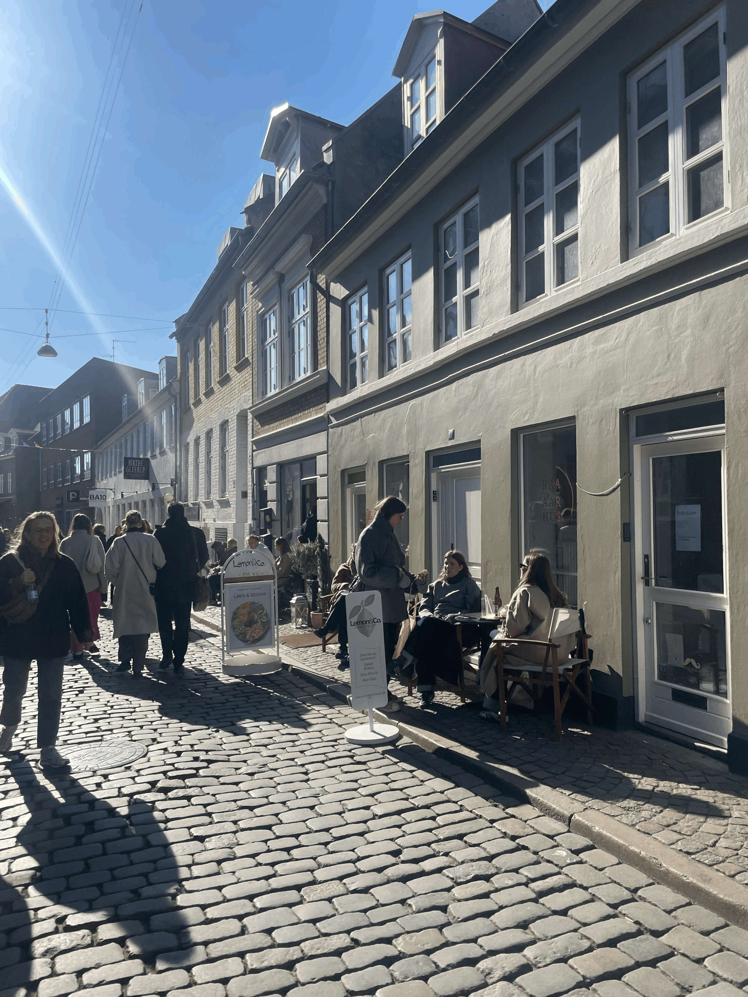 Når solen står højt.. ☀︎