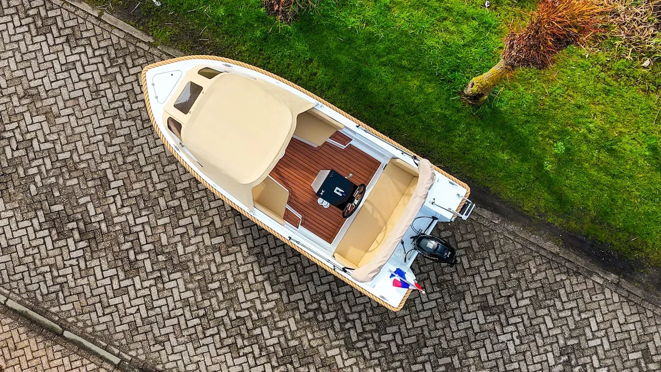 Admiral 485 luxe moderne sloep te koop bij Wormer Watersport Noord-Holland-34.webp
