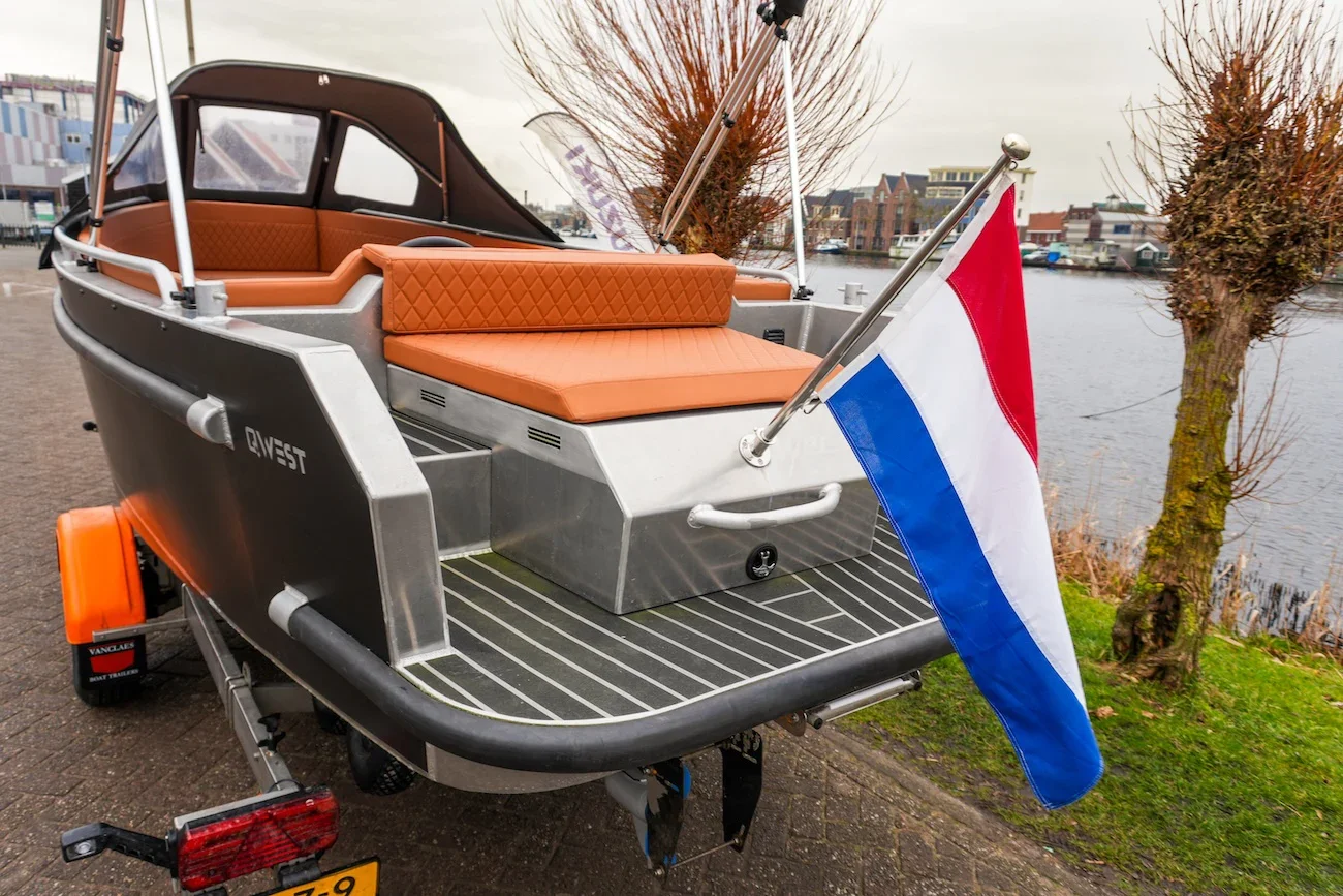 Qwest S600 - Aluminium sloep kopen Hoord-Holland Wormer Watersport -37.webp