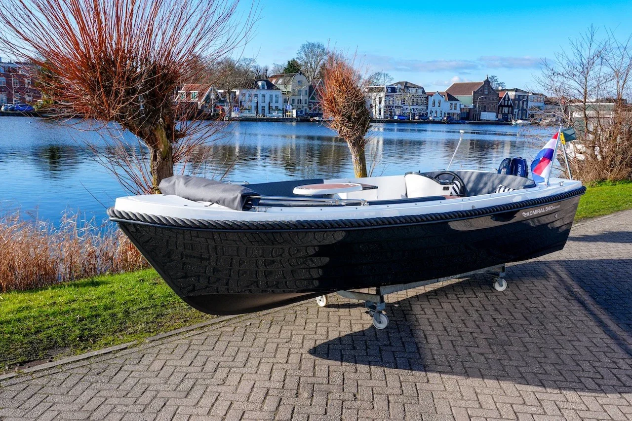 Admiral 540 Deluxe Sloep luxe voordelig goedkoop Wormer Watersport Noord-Holland verkoop kopen-38 groot.webp