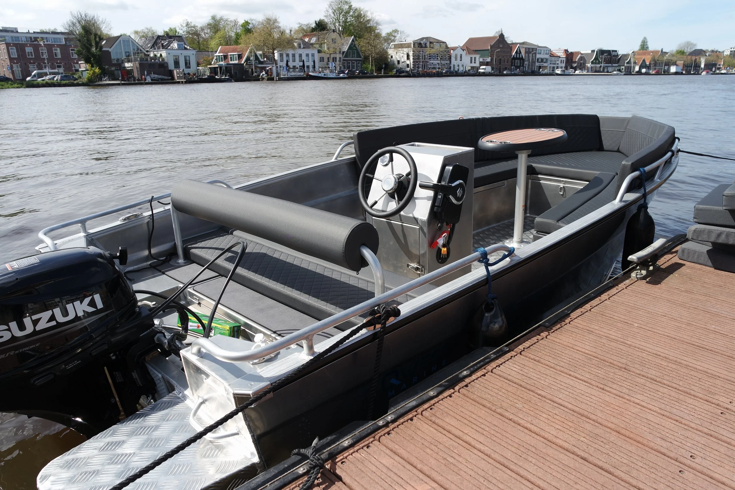 Admiral 485 luxe zwarte kussens-1.jpg