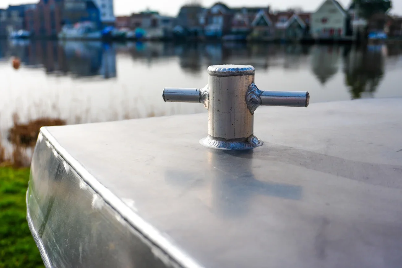 Qwest S535 aluminium boot v-bodem console boot sloep luxe betaalbaar te koop bij Wormer Watersport-14.webp