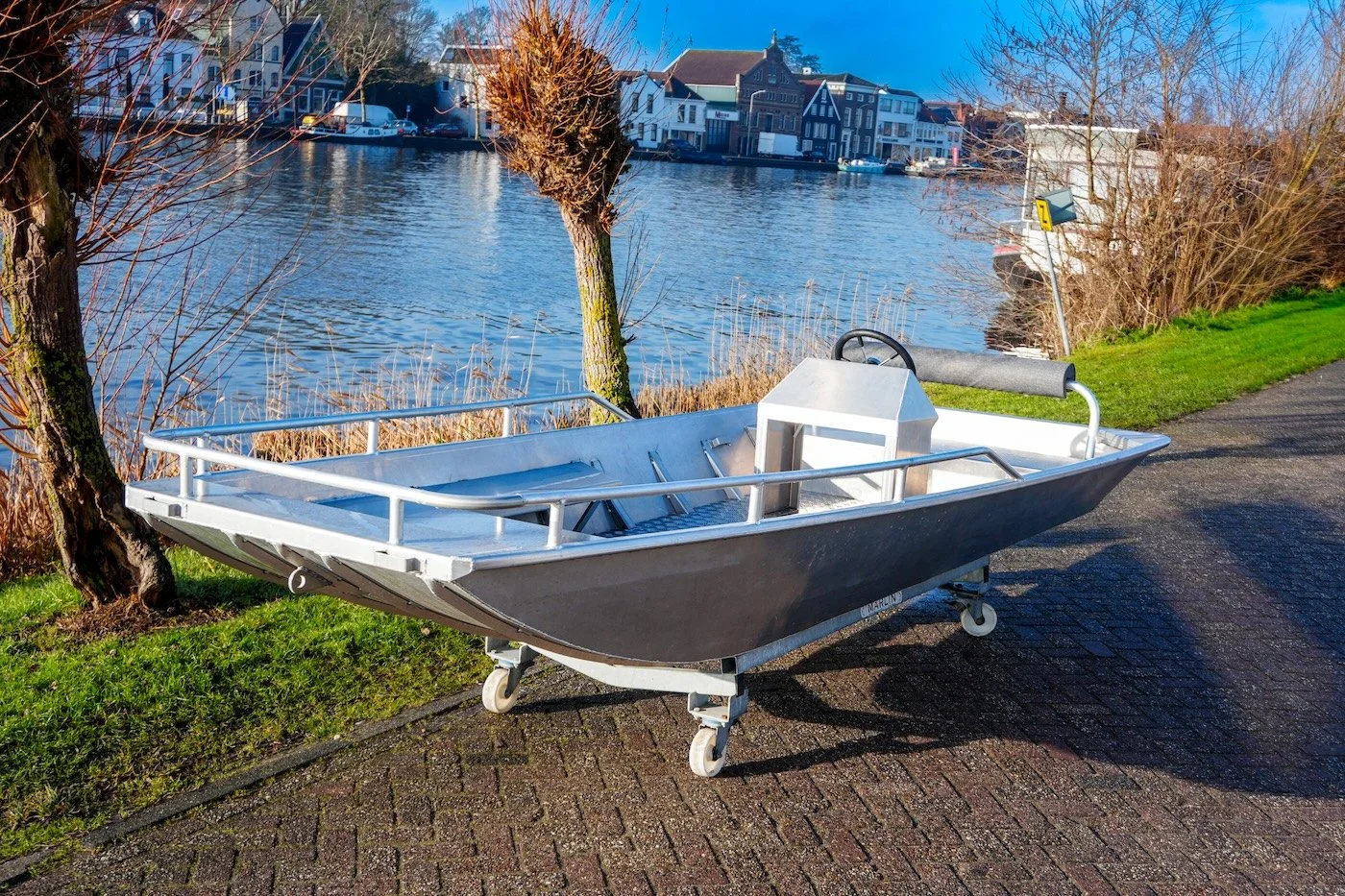 Bobcraft 4300 Wormer Watersport aluminium platbodem boot nederlandse bouw-11.jpg