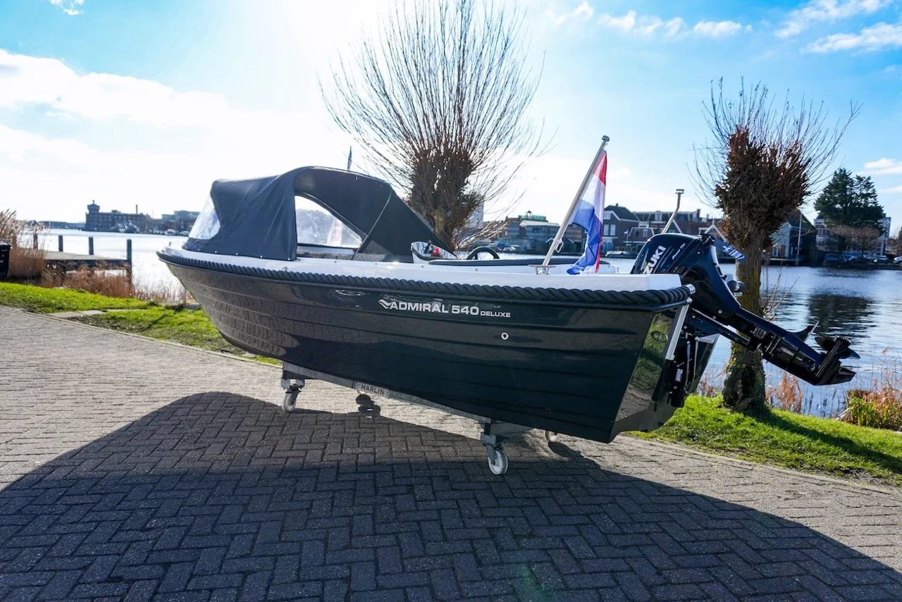 Admiral 540 Deluxe Sloep luxe voordelig goedkoop Wormer Watersport Noord-Holland verkoop kopen