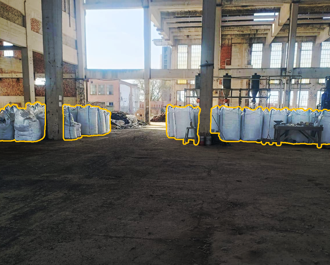 Recycled_rubber_granulate_packaged.png