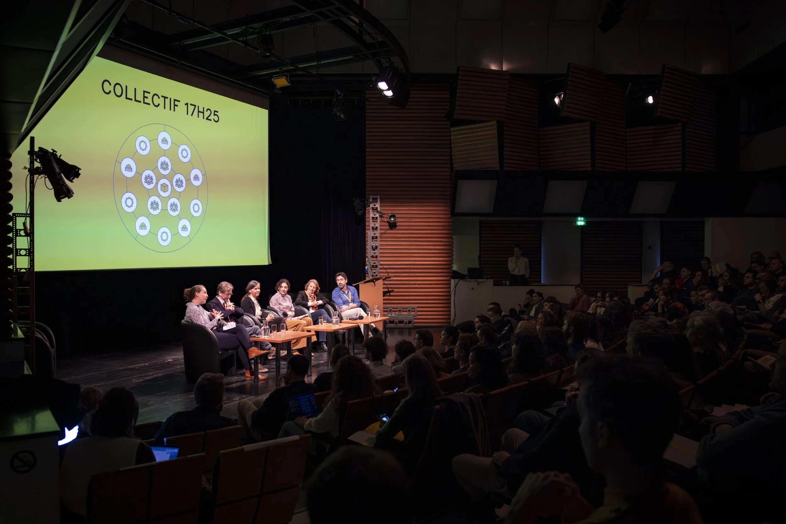 Symposium - Conférence générale © E. Bauer - OnP