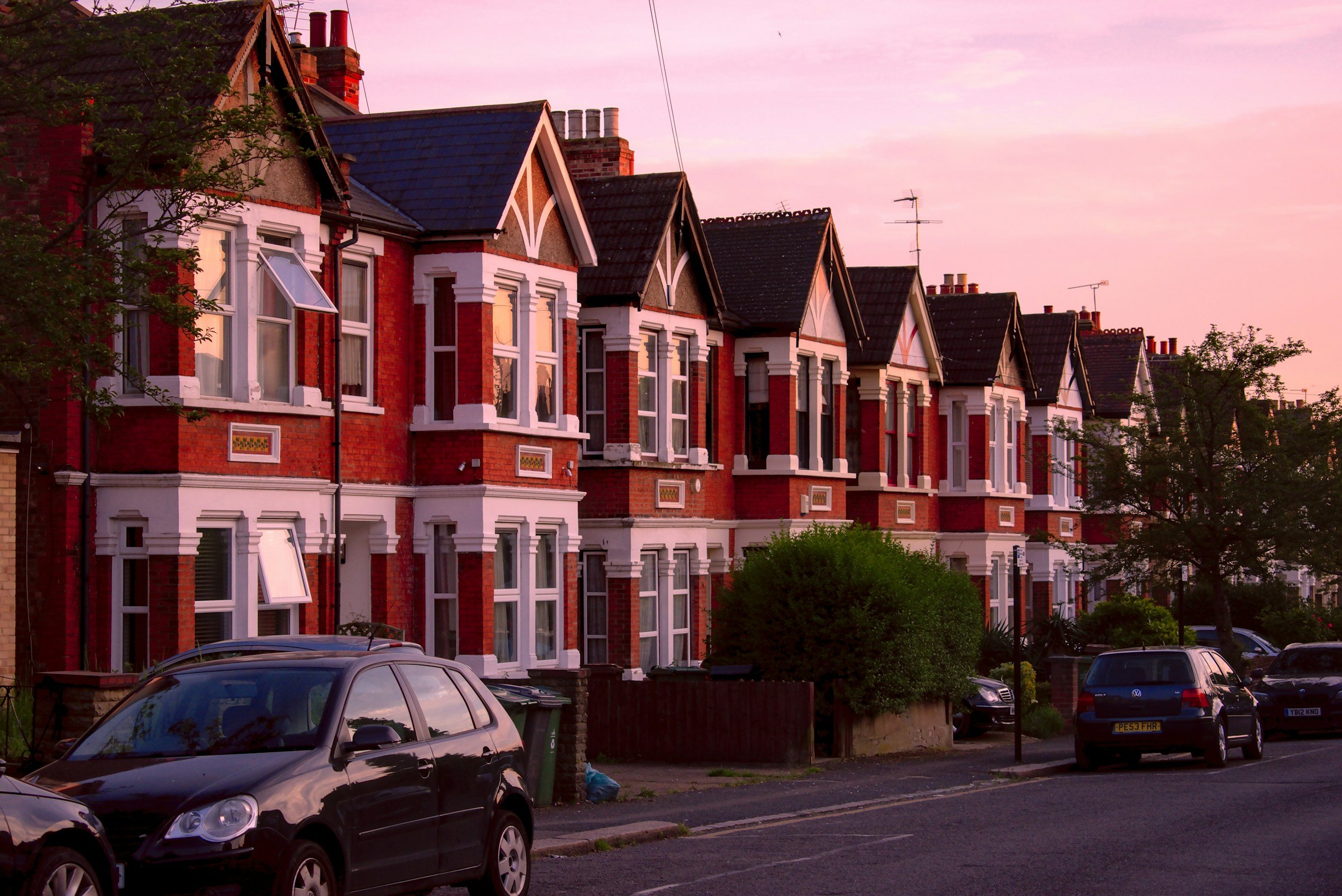Latest research emphasises climate-related subsidence risk to millions of British homes.
