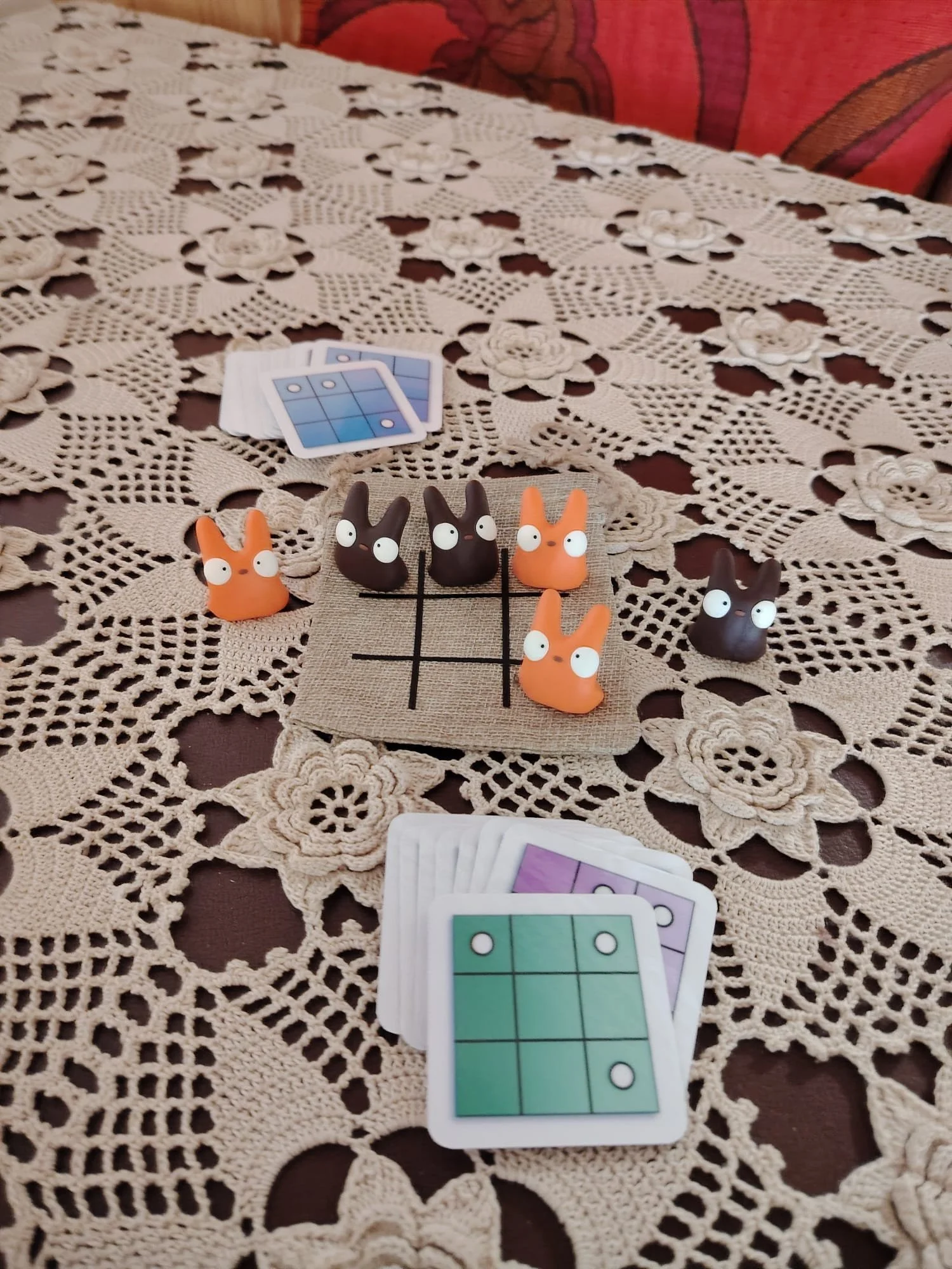 Puodissa vallan s&ouml;p&ouml;j&auml; uutuuksia!

Kyseess&auml; on MiiMarin suomalaiset Miimarin Onni pelit hahmoilla tai normi nappuloilla sek&auml; Double. Helposti mukaan otettavat pelit vaikka kes&auml;n sadep&auml;ivien ratoksi tai automatkalle!