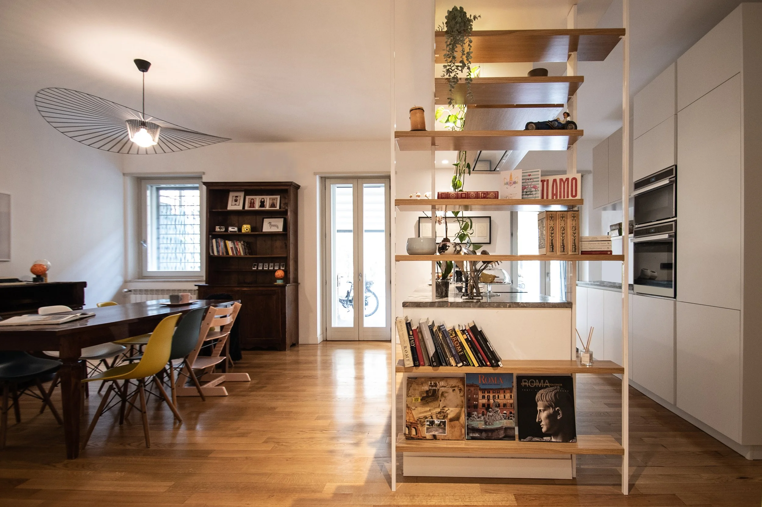 3 VISTA FRONTTALE LIB.jpg