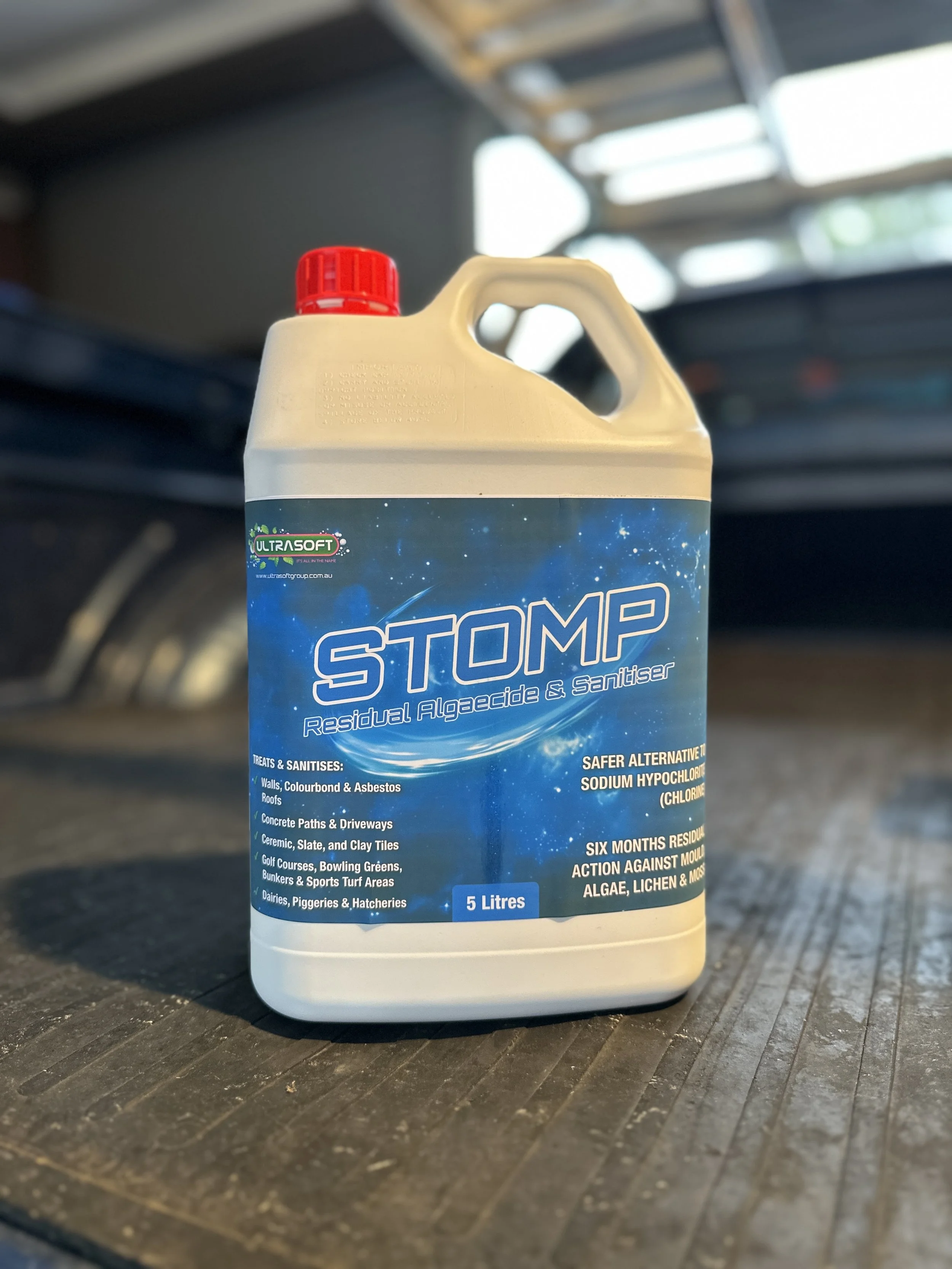 STOMP - Residual Algaecide and Sanitiser.