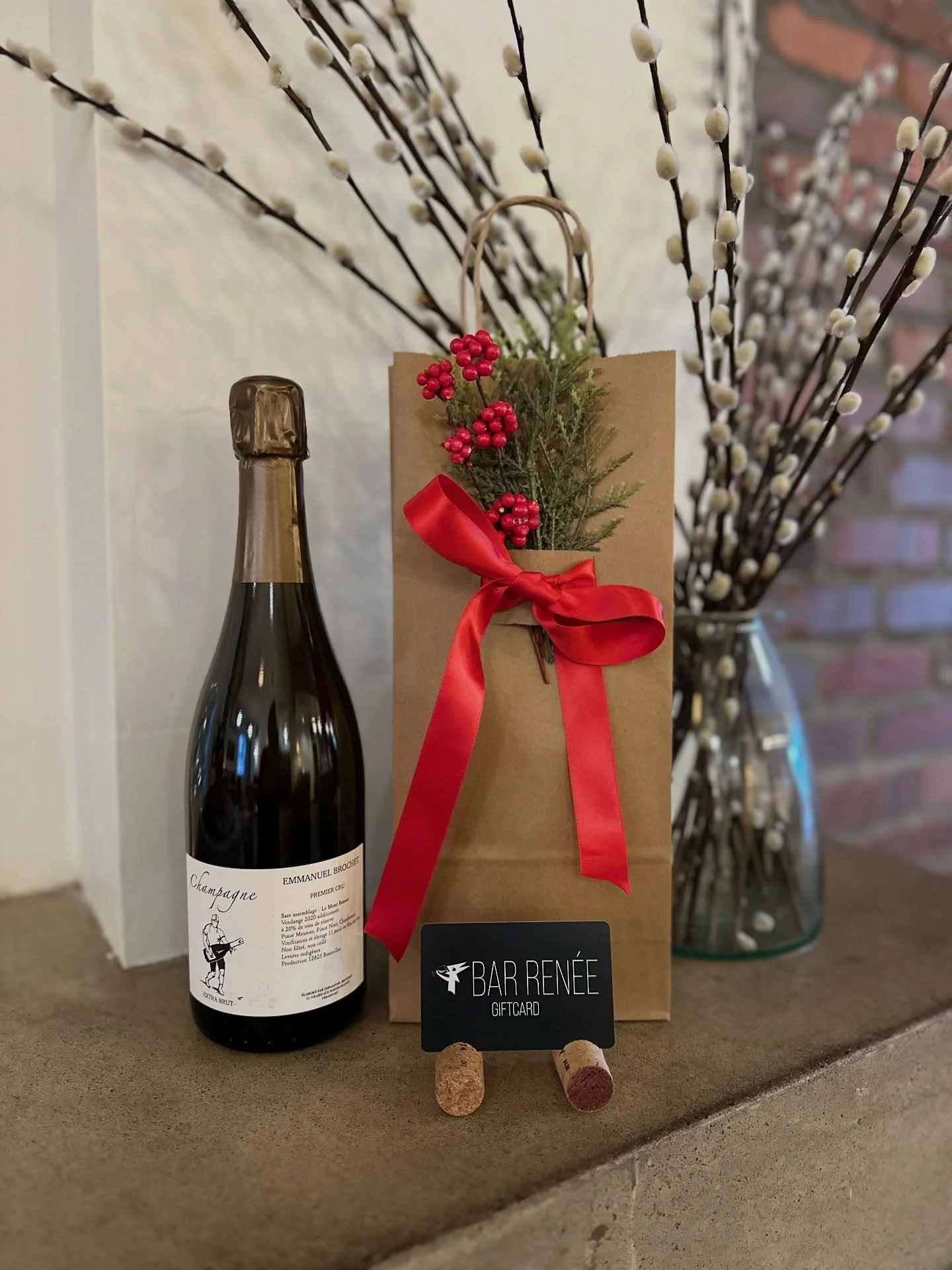 Looking for a gift? We have plenty of options. Whether you&rsquo;re looking to gift a wine club or pick the perfect bottle for a friend, we&rsquo;ve got you covered.

Giftcards, chocolate, anchovy stuffed olives, + tinned fish all make great stocking