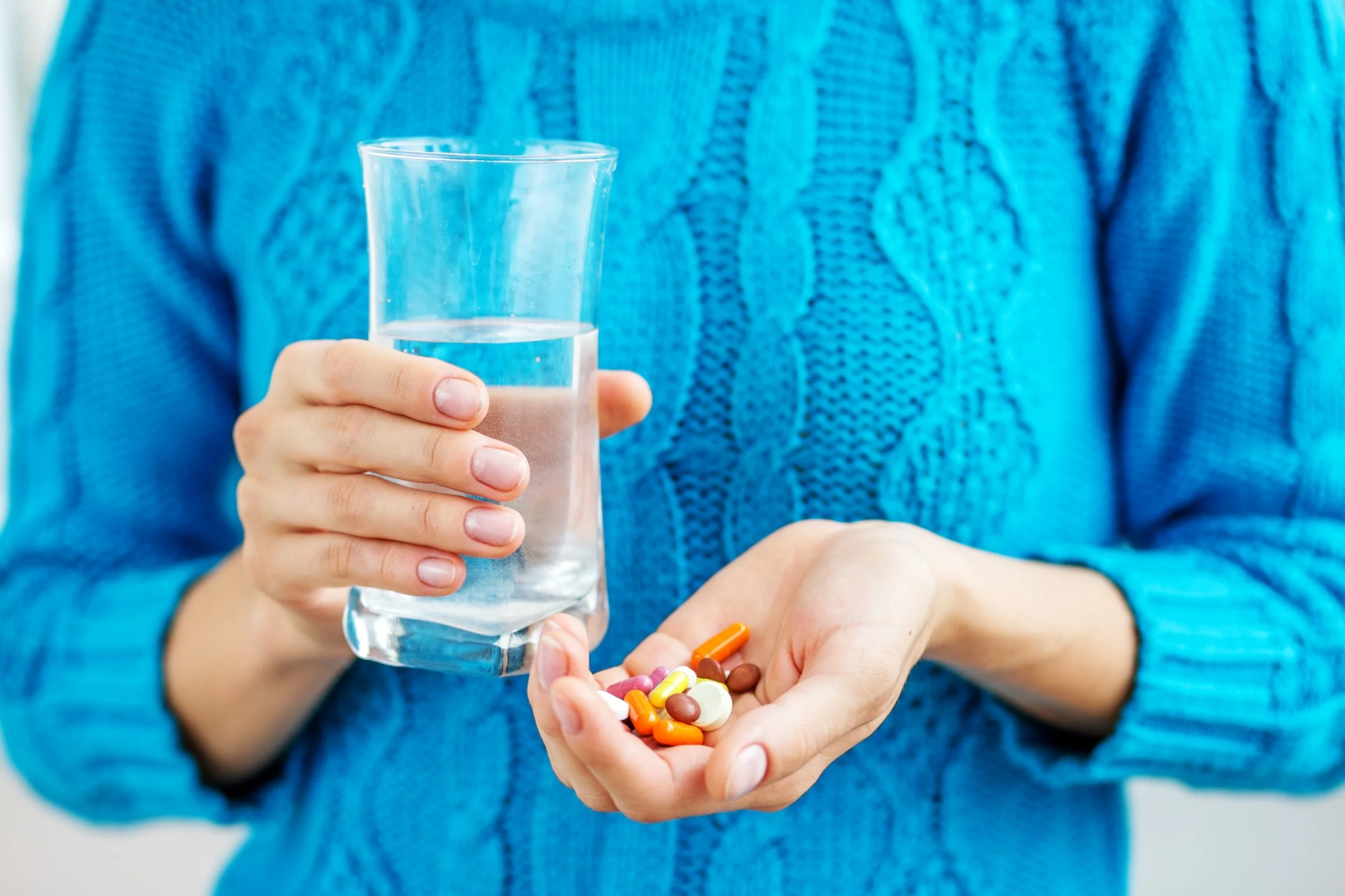 Profesionales de salud refuerzan la importancia de no automedicarse