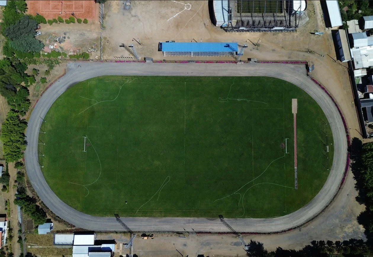 Invierten 58 millones de pesos en arreglos al Estadio de Quirihue