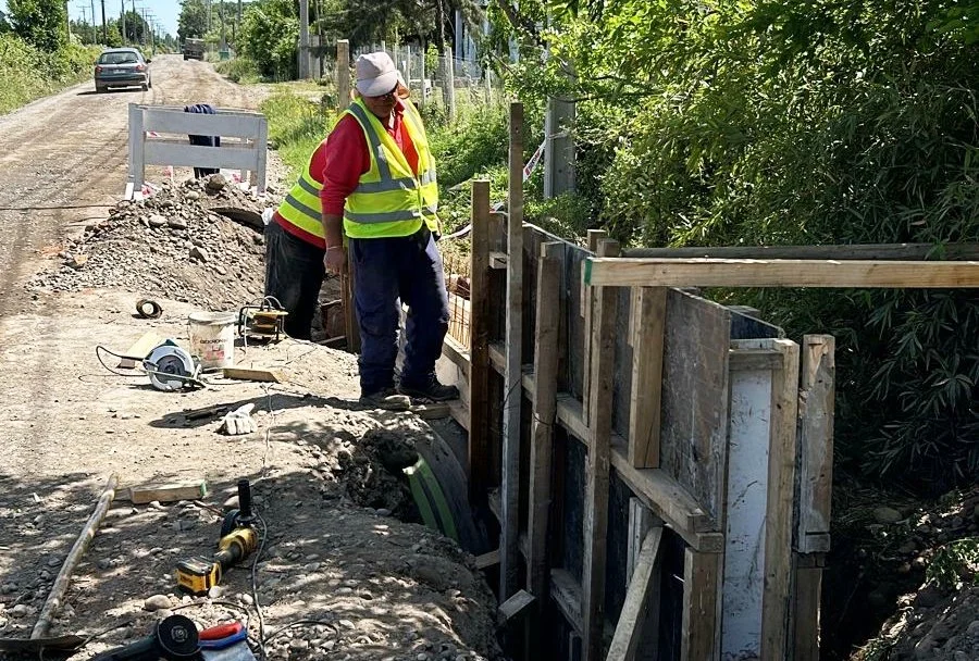 DOM realiza nuevas mantenciones viales en diversos sectores de la comuna