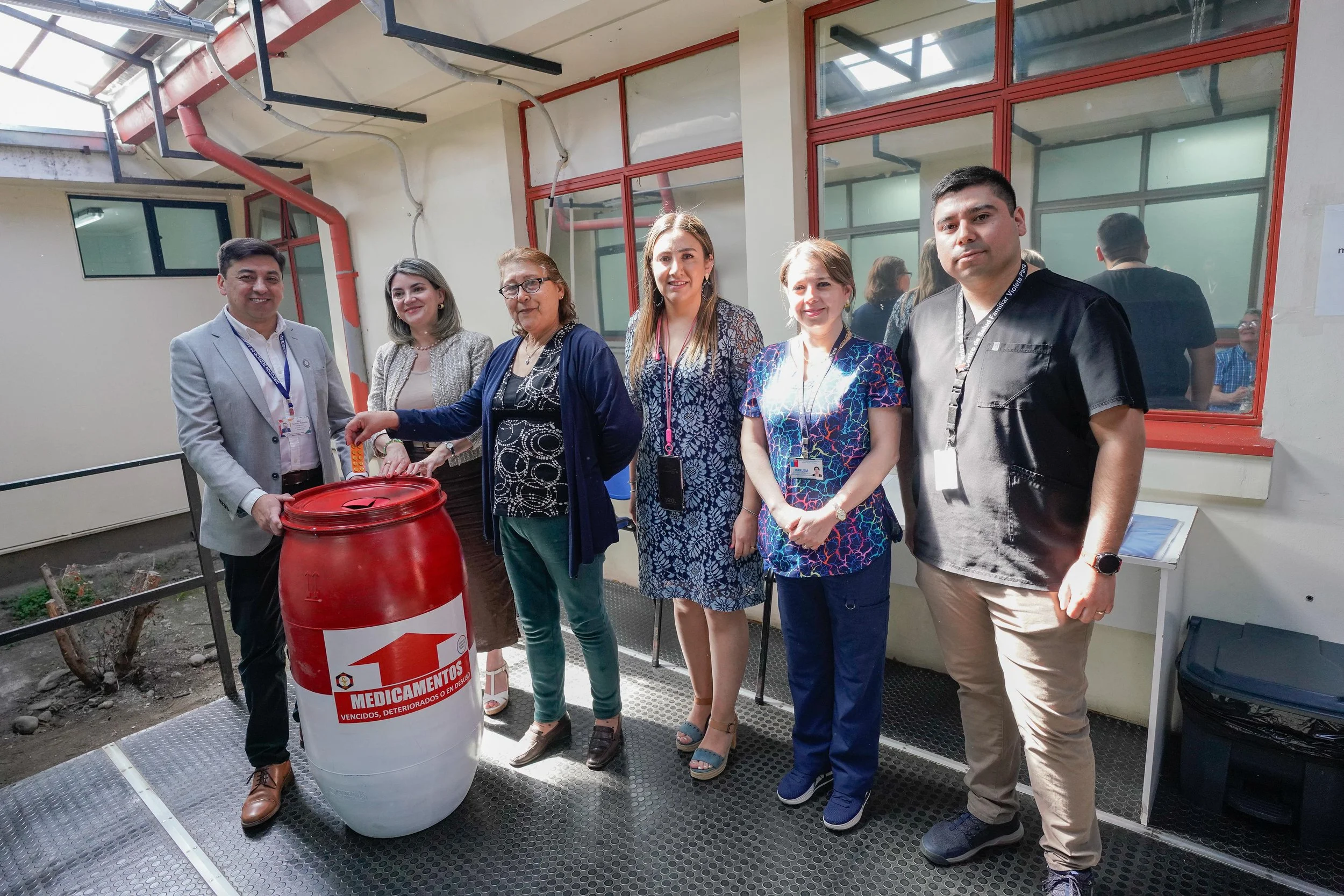 Cesfam Violeta Parra suma nuevo punto para la eliminación segura de medicamentos