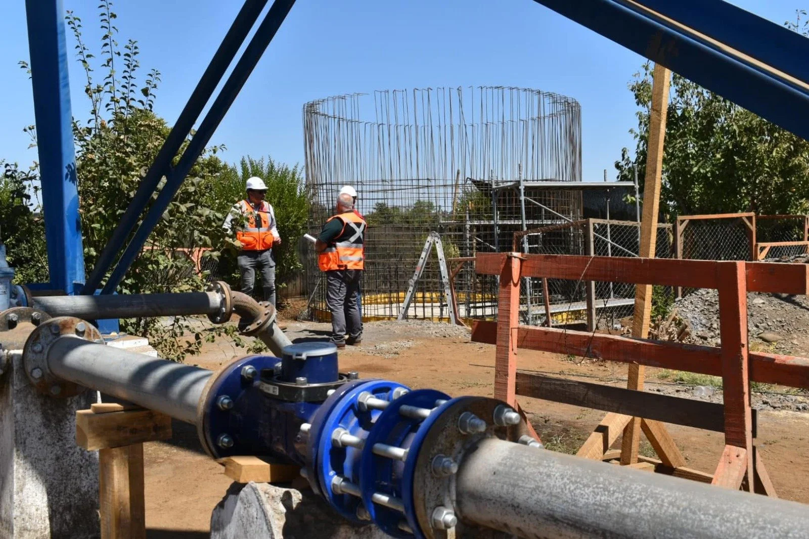 ÑUBLE: UN 25% DE AVANCE LLEVAN OBRAS DEL SISTEMA DE AGUA POTABLE RURAL DE SAN MIGUEL QUE BENEFICIARÁ A MÁS DE 1.600 PERSONAS 