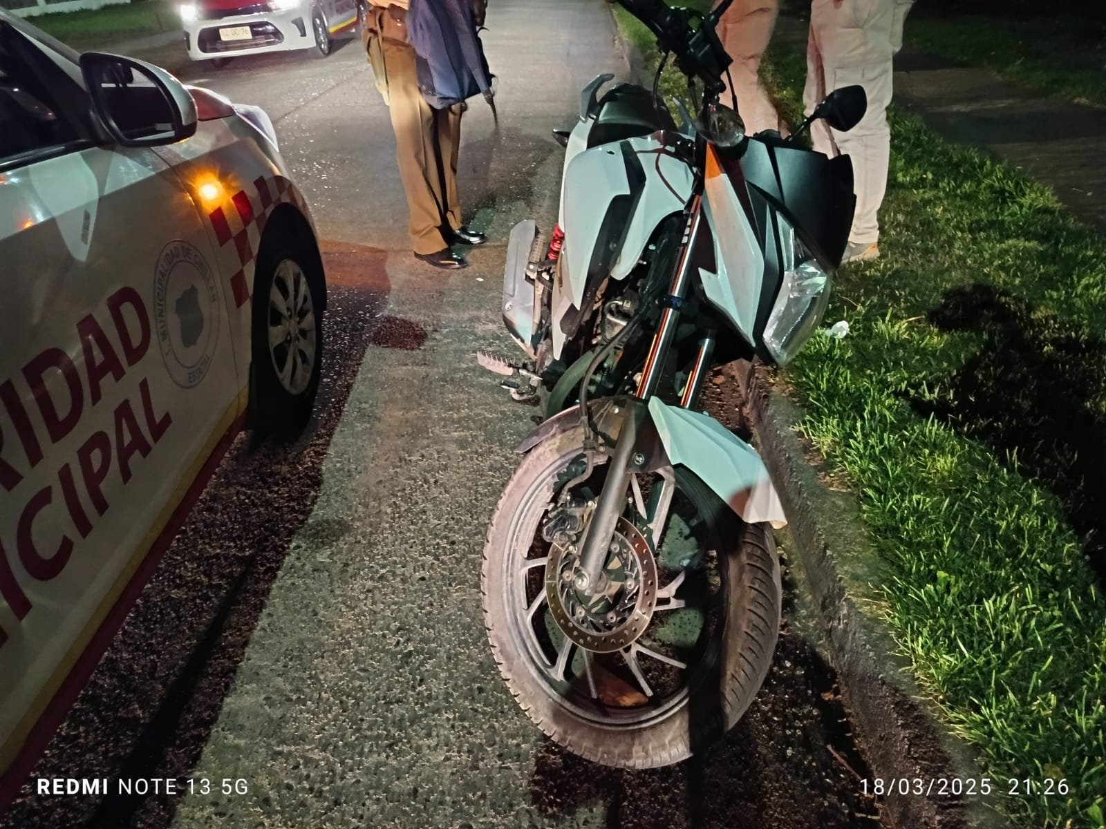 Carabineros y Seguridad detienen a motociclista con porte de drogas