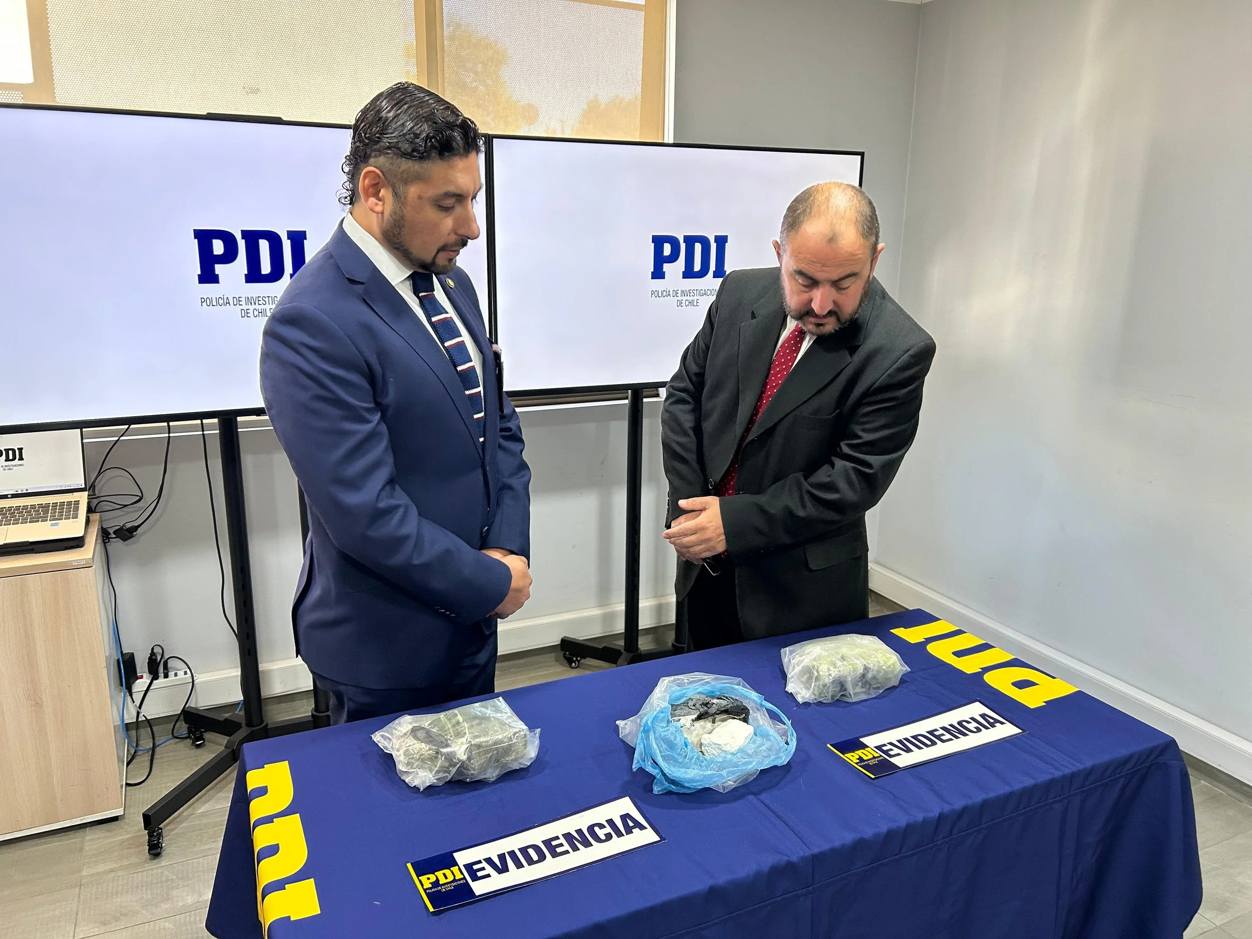 Fiscalía obtiene prisión preventiva para dos imputados de traficar casi 2 kilos de cocaína en Chillán