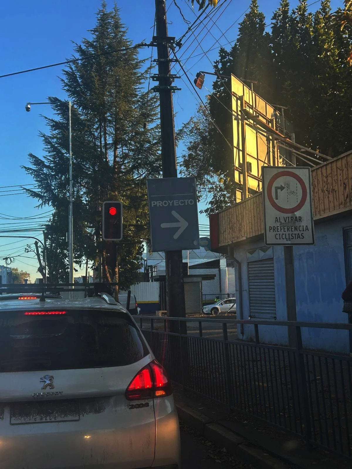 Municipio cursa multas a constructoras y empresas por publicitar en espacio público no permitido