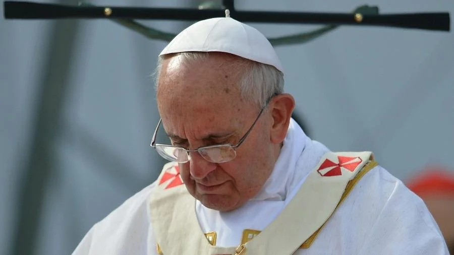 Revelan la causa de muerte del Papa Francisco
