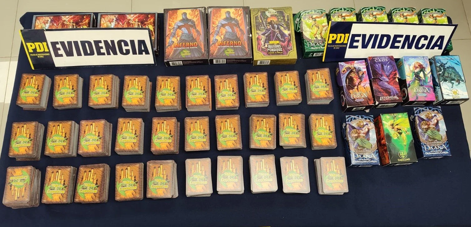 PDI Chillán detiene a un sujeto y recupera valiosa colección de cartas de juego