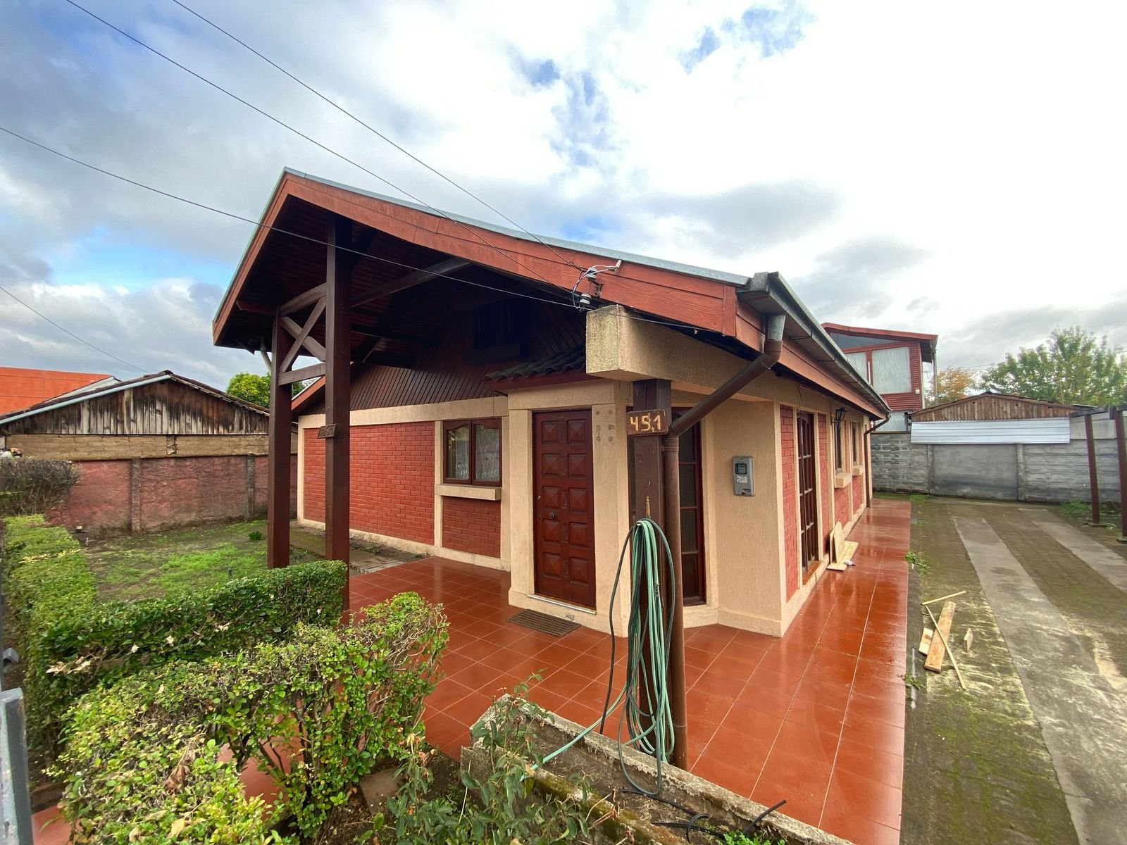 MUNICIPIO DE QUILLÓN INAUGURA CENTRO TERAPÉUTICO GRATUITO PARA NIÑOS Y ADOLESCENTES CON TEA