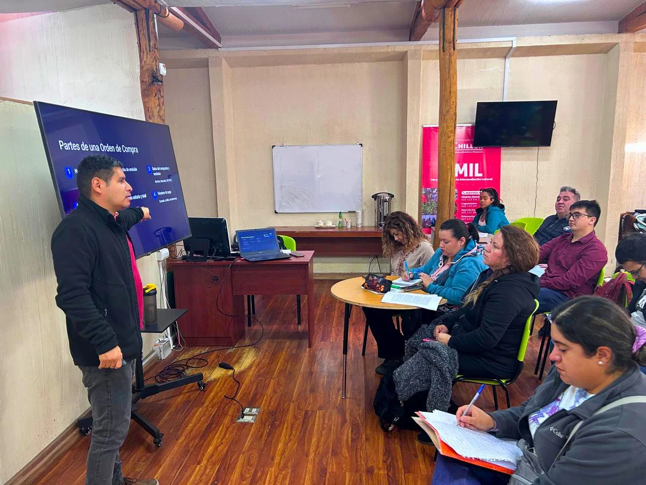 Alta demanda por curso logístico desarrollado por OTEC Municipal