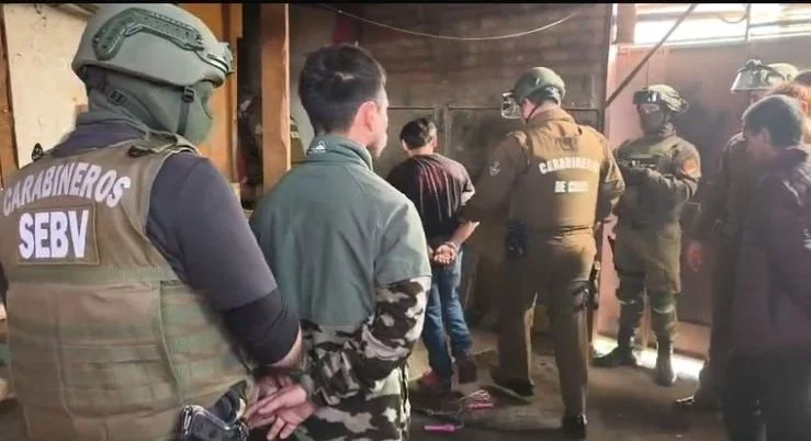 Allanamiento en Chillán: Carabineros del SEBV Ñuble recuperó motocicleta sustraída durante la noche