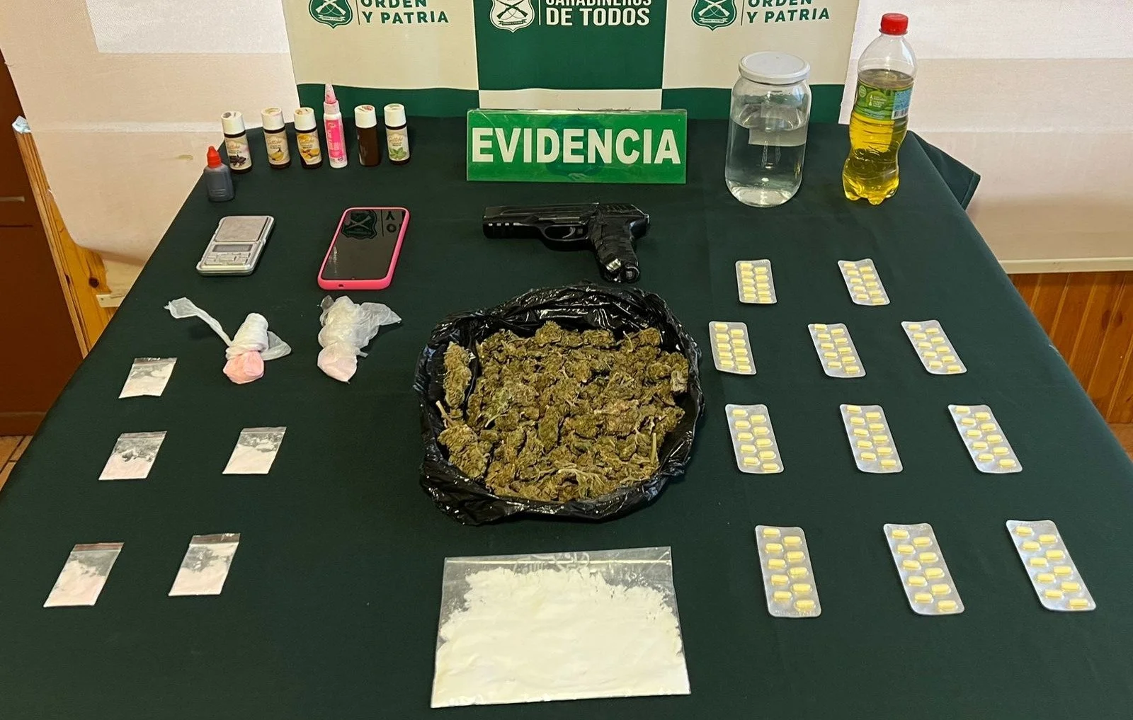 Fiscalía obtiene prisión preventiva para imputada por tráfico de drogas en Chillán 