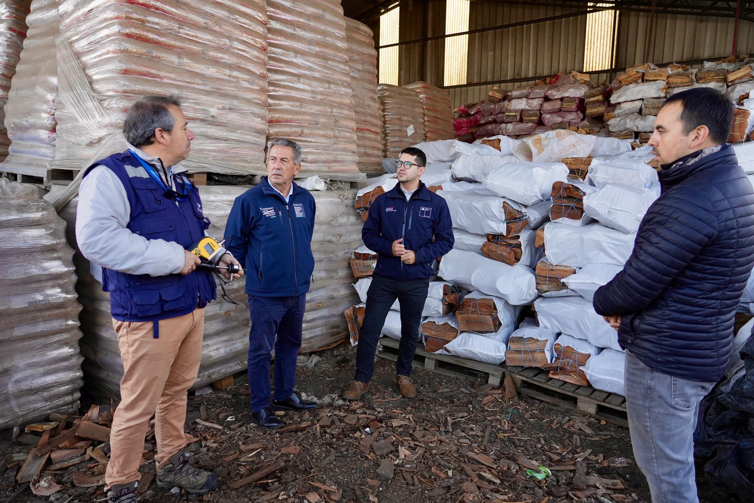 refuerzan fiscalización a leñerías en Chillán en el marco de la Gestión de Episodios Críticos 2025