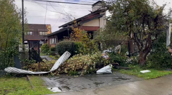 Puerto Varas en emergencia: suspenden clases tras paso de tornado y Senapred decretÓ alerta roja