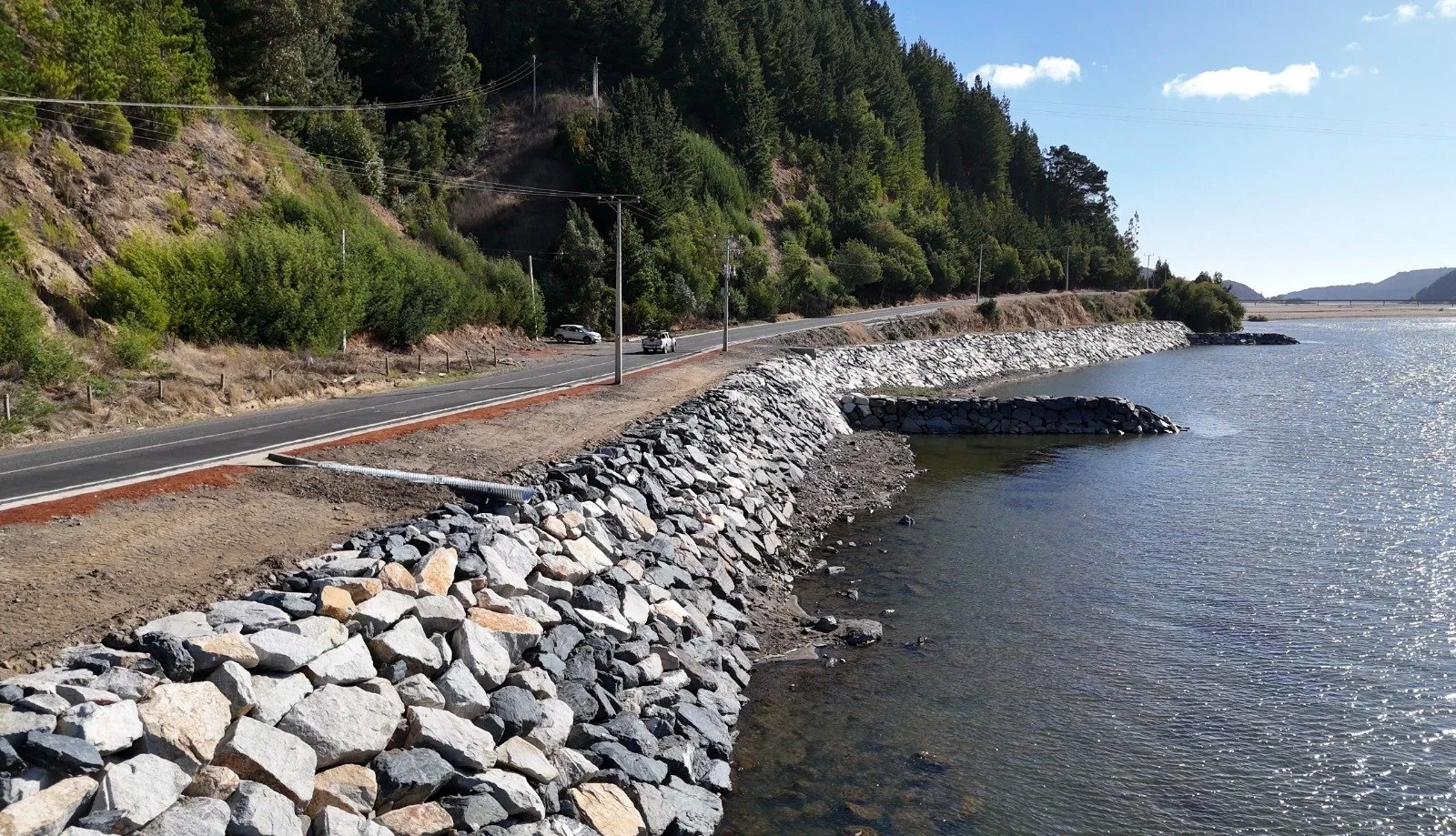 MOP FINALIZÓ CONSTRUCCIÓN DE ENROCADO DE PROTECCIÓN EN LA RUTA COSTERA DE COELEMU 