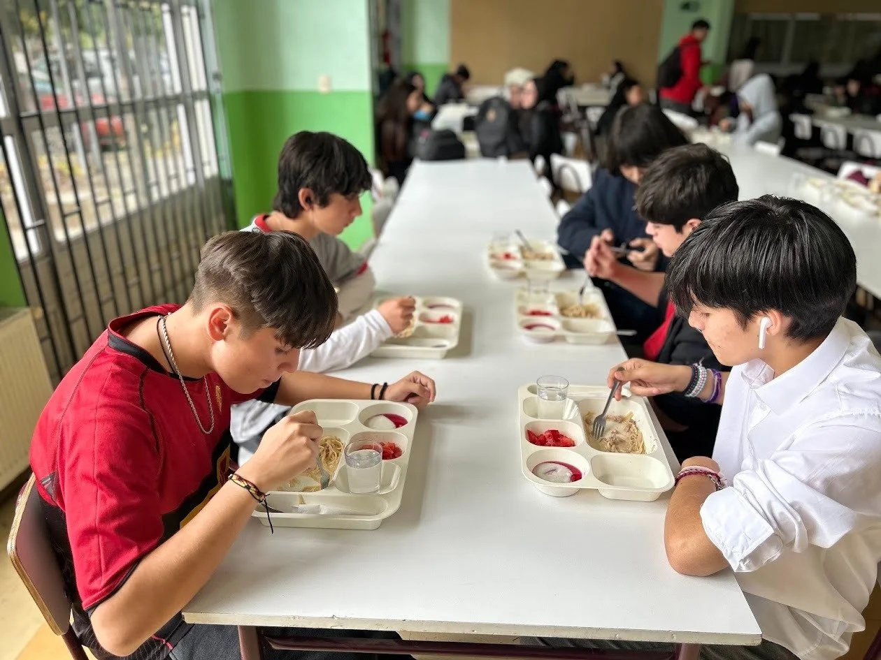 Comedores escolares renovados: DAEM de Chillán impulsa inversión&nbsp;histórica superior a $165 millones en beneficio de sus estudiantes&nbsp;