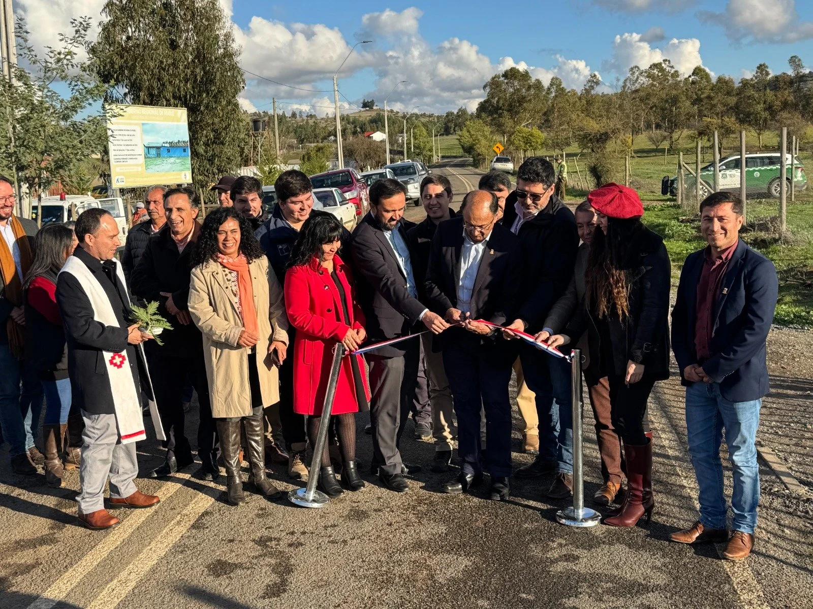 MOP inaugura pavimentación del camino a Quirao en Ninhue beneficiando a 300 familias&nbsp;