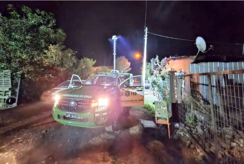 VORAZ INCENDIO EN SECTOR CATO DEJA UNA PERSONA FALLECIDA, ADEMÁS DE DOS VIVIENDAS Y UN TALLER DESTRUIDOS 